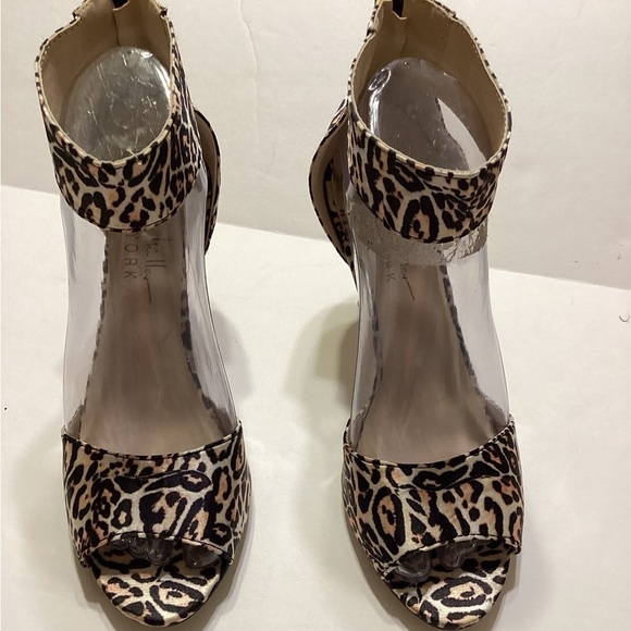 Nicole Miller New Castle Animal Print Open Toe Heel - Picture 1 of 8